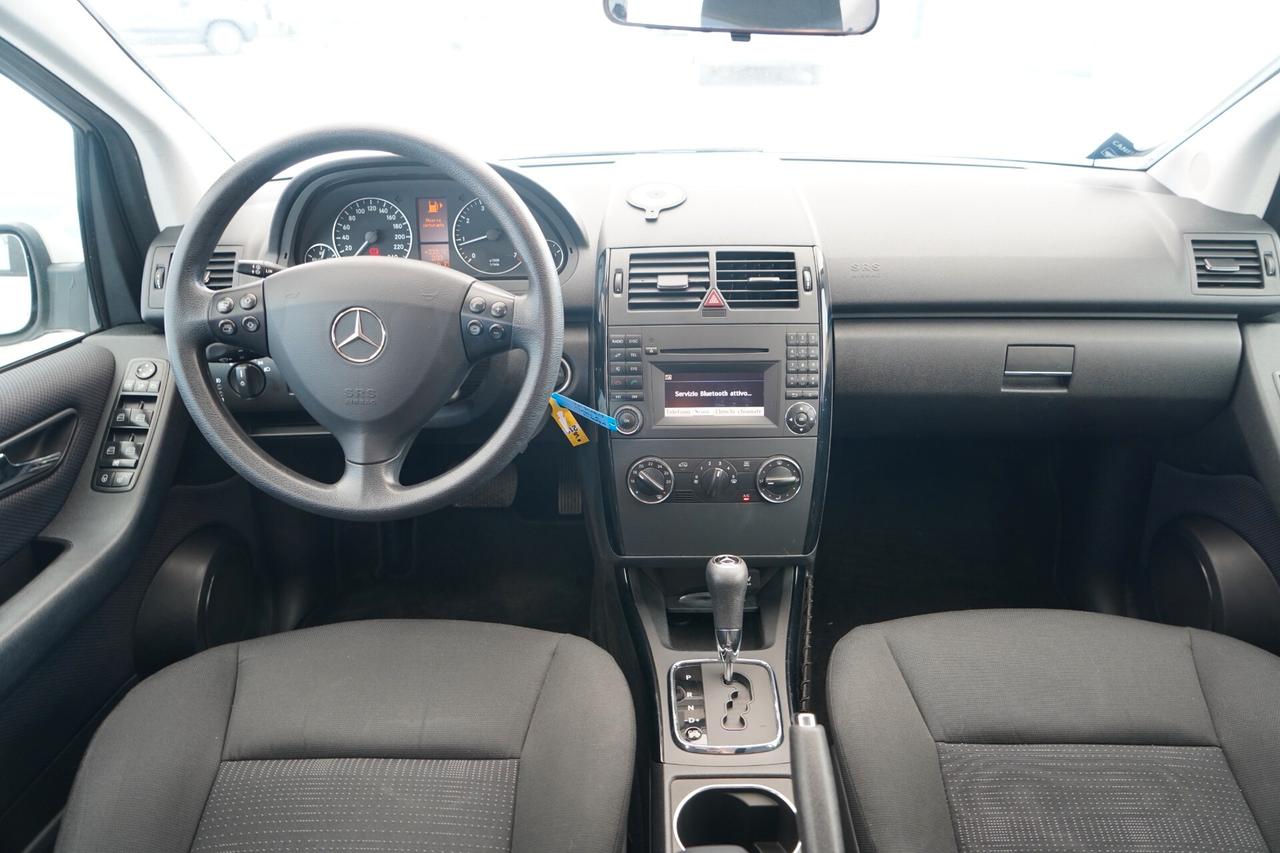 Mercedes-benz A 180 AUTOMATIC Executive
