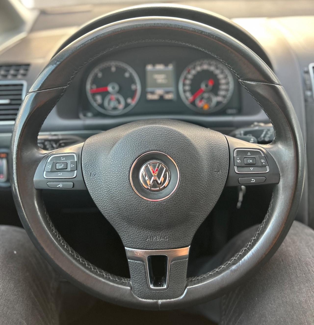 Volkswagen Touran TDI DSG Comfortline 7 POSTI