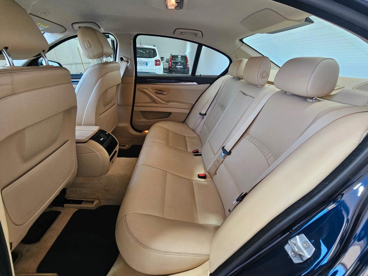 BMW 520 d Luxury 184cv E6