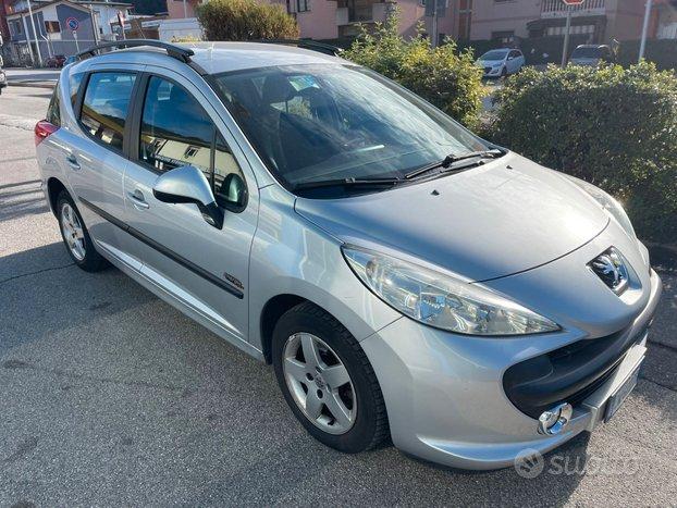 Peugeot 207 1.4 8V 75CV SW X Line