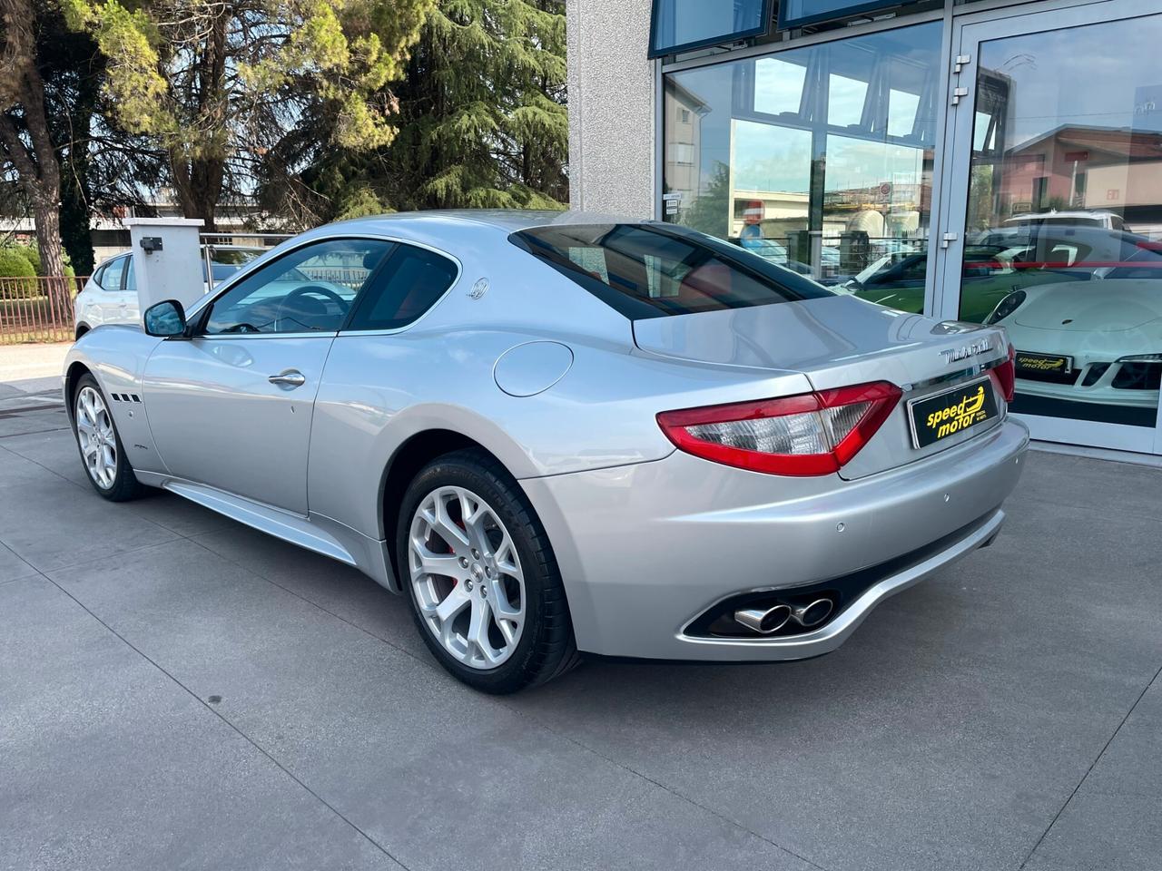 Maserati GranTurismo 4.2 V8 automatica condizioni perfette