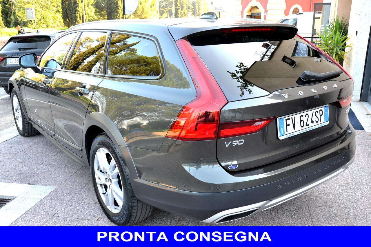 Volvo V90 Cross Country 2.0 D5 AWD 235CV AUTOM. **UNIPRO'**PREZZO VERO**