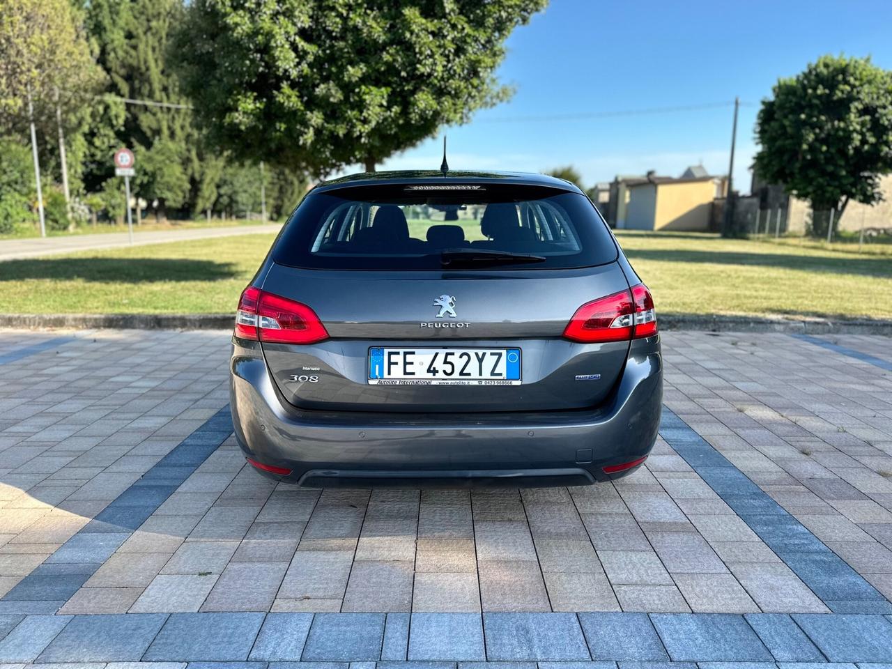 Peugeot 308 BlueHDi 120 S&S SW Business NEOPATENTATI