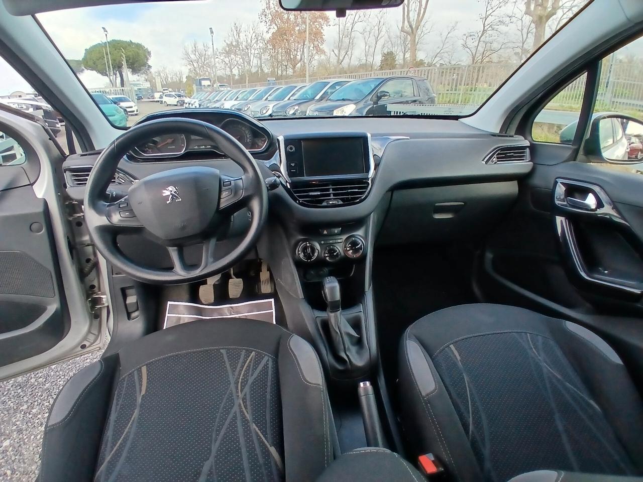 Peugeot 208 1.4 HDi 68 CV 5 porte Allure