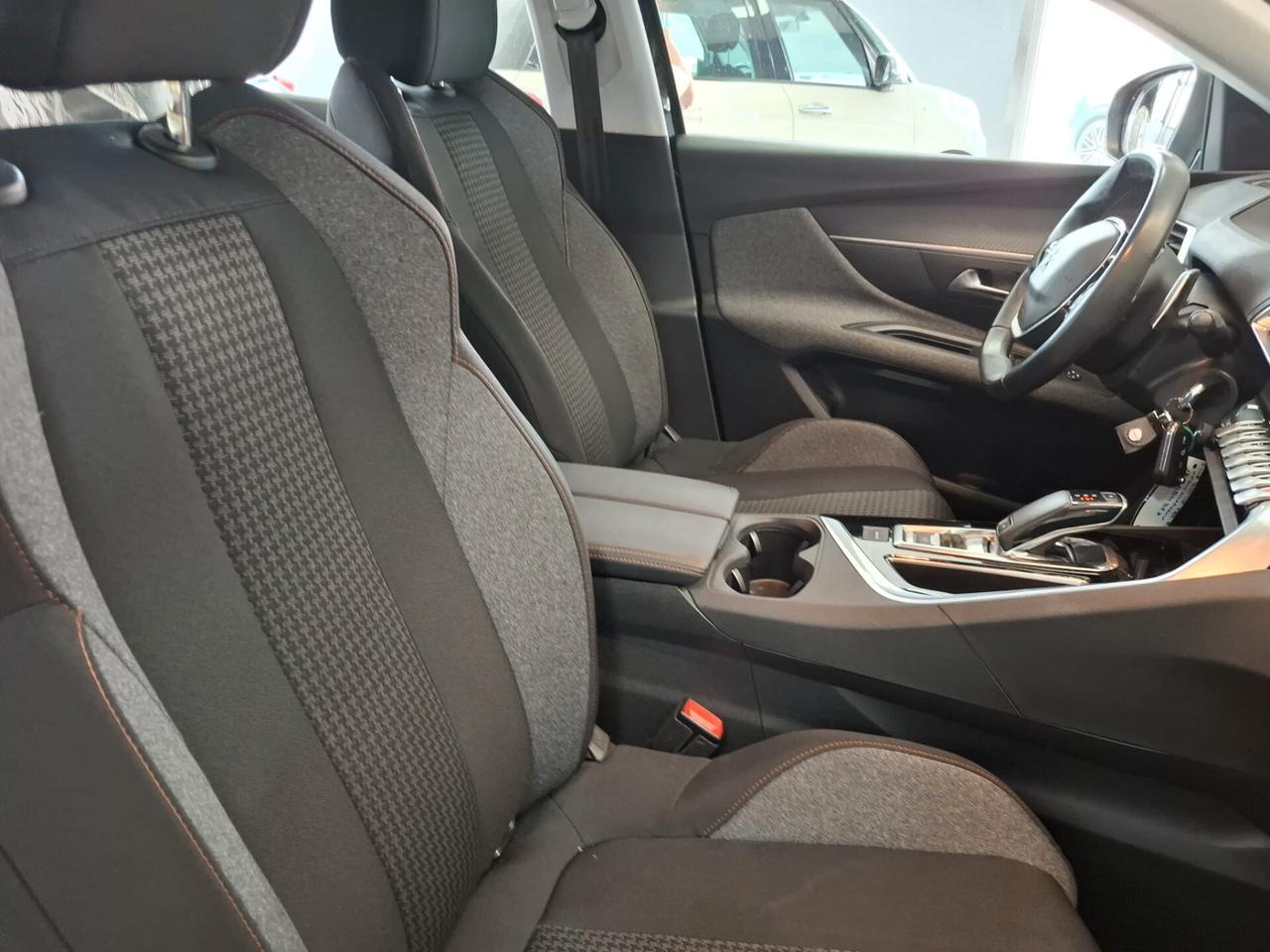 Peugeot 3008 Benzina Automatica