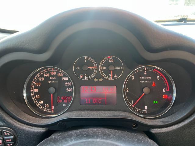 ALFA ROMEO 147 1.9 JTD (120) 5 porte Distinctive Unico proprietar