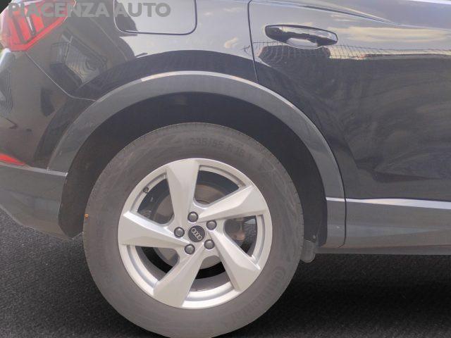 AUDI Q3 35 TDI S tronic.VIRTUAL.NAVI.LED