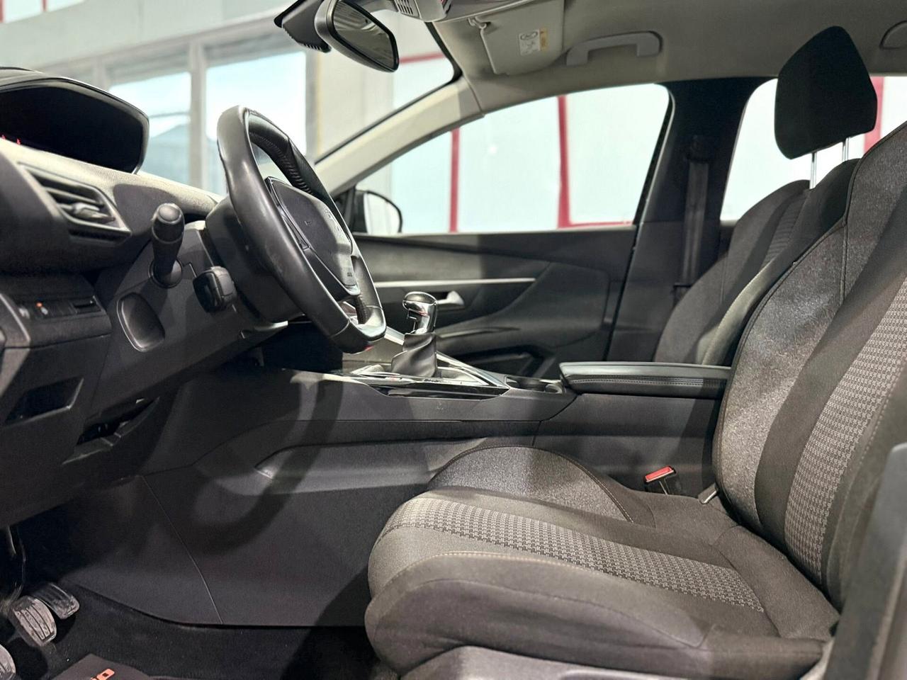 Peugeot 3008 BlueHDi 130 S&S Allure