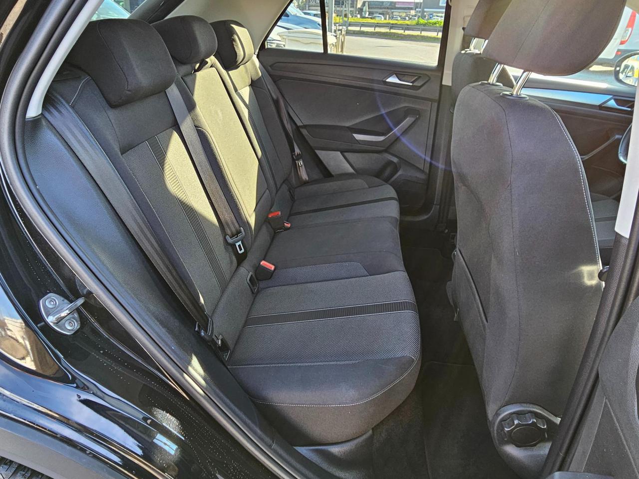 Volkswagen T-Roc 1.0 tsi Life 110cv