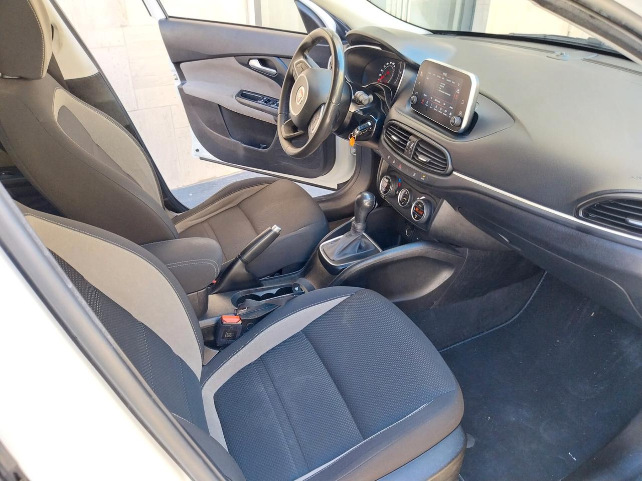 Fiat Tipo SW 1.6 Mjt Lounge automatica Full Optional