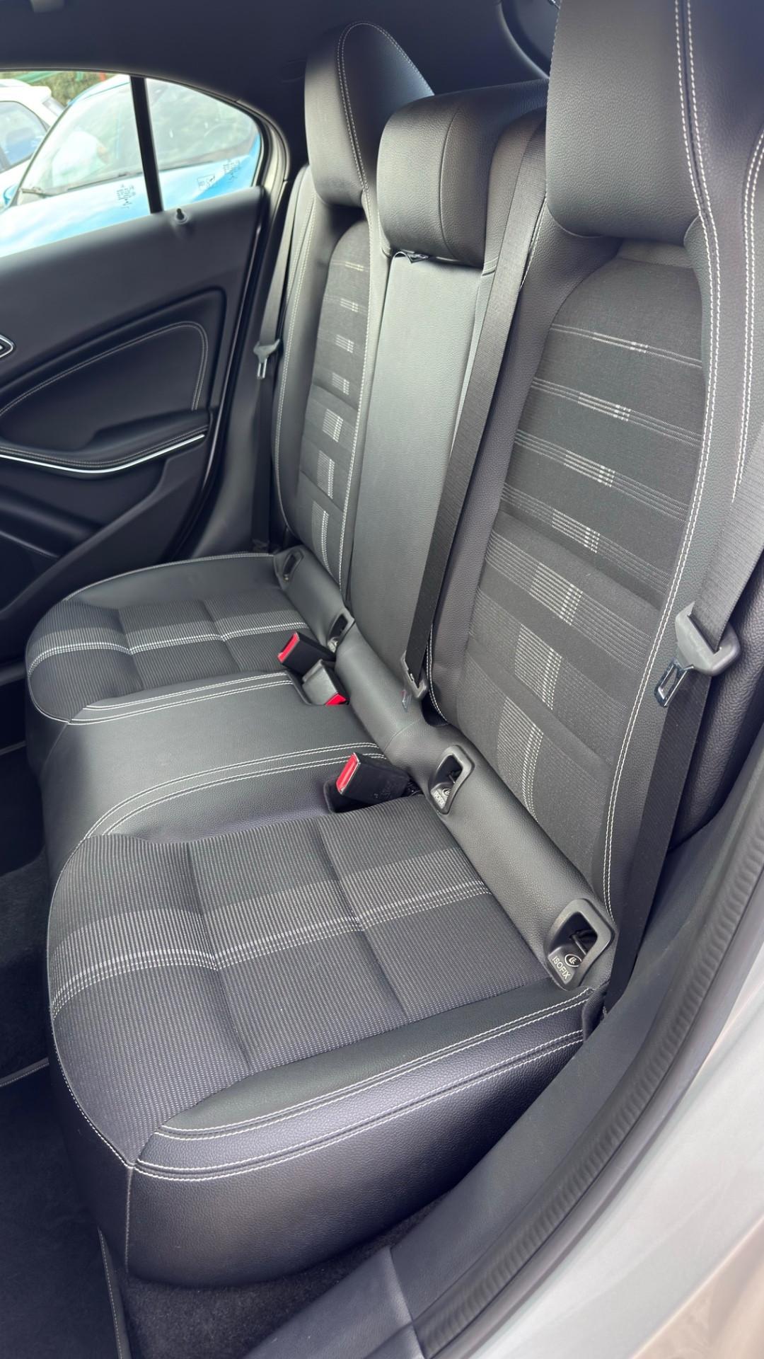 Mercedes-benz A 220 d Automatic Premium