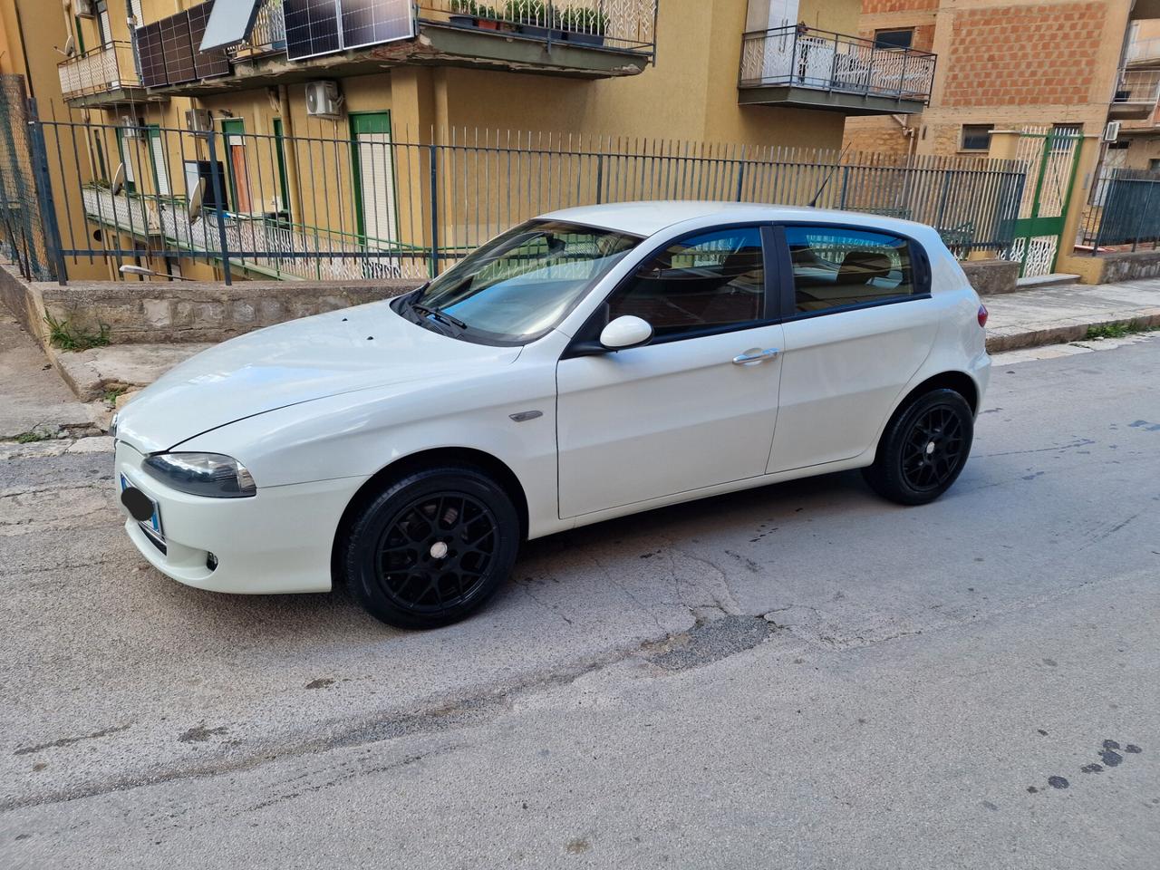 Alfa Romeo 147 1.9 JTD M-JET 16V 5 porte Dist.