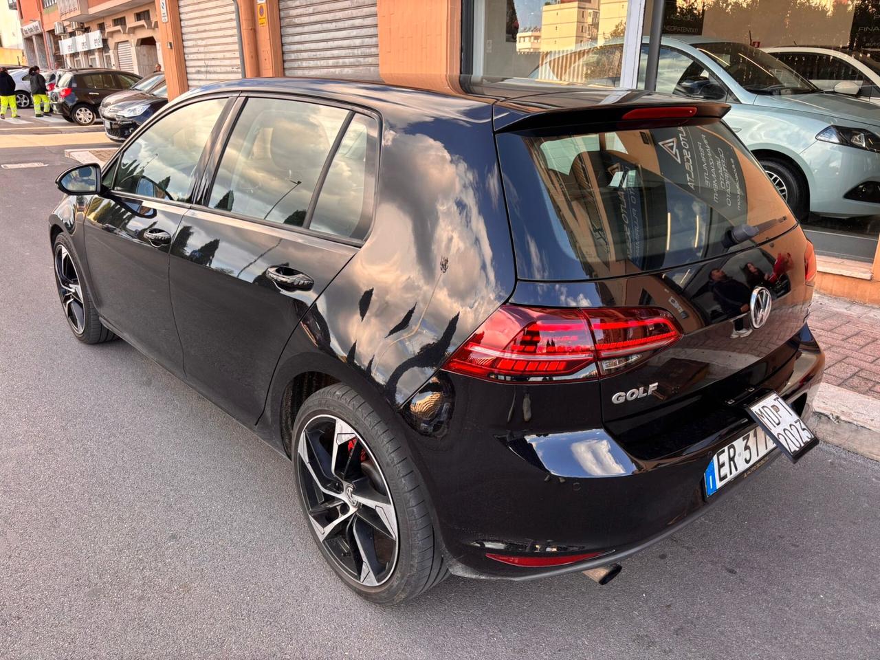 Volkswagen Golf 1.6 TDI 5p. Highline BlueMotion Technology