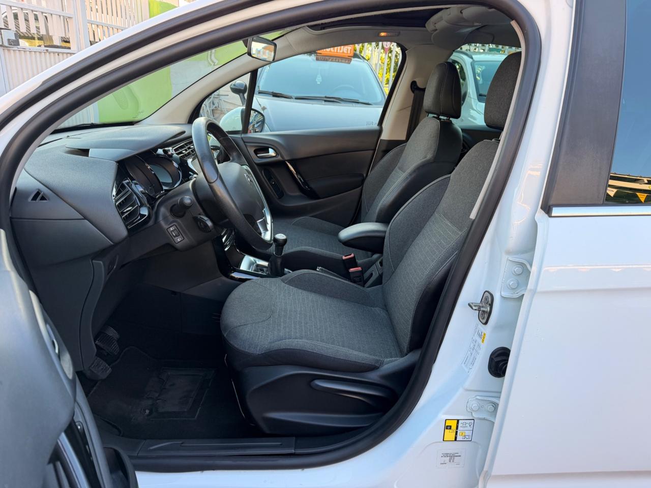 Citroen C3 BlueHDi 75 Exclusive 06/2016