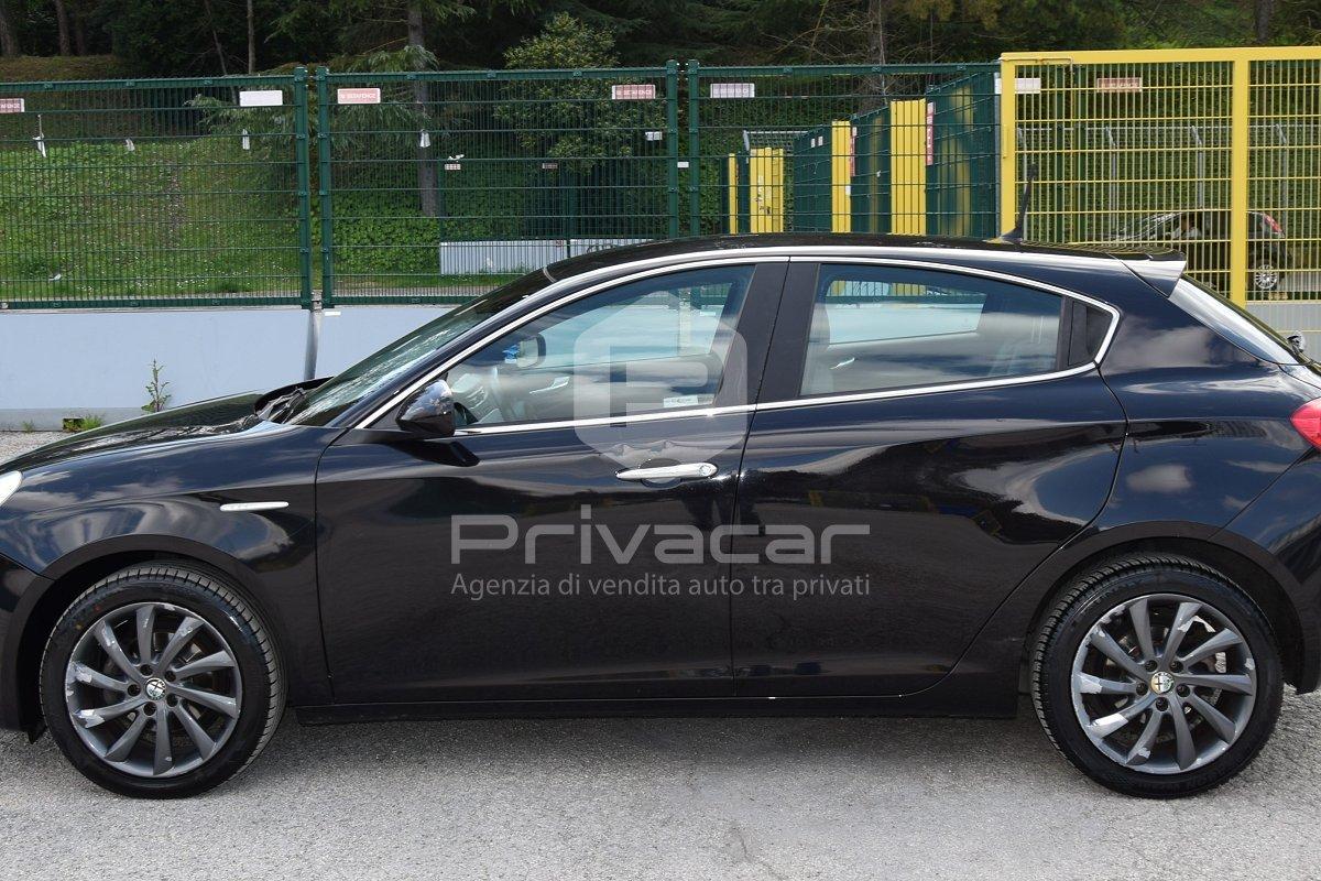 ALFA ROMEO Giulietta 1.6 JTDm-2 120 CV Distinctive