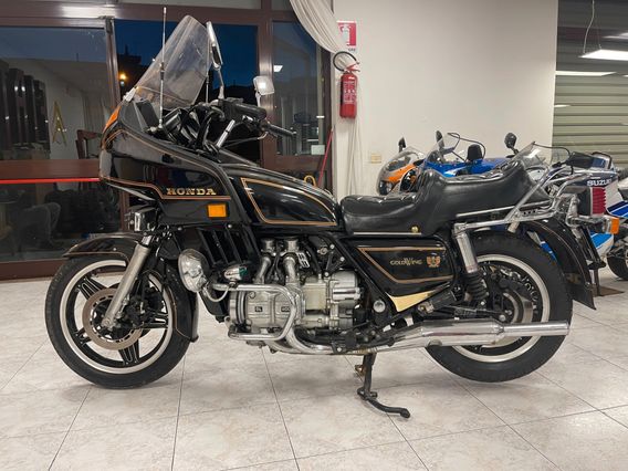 honda gold wing 1100