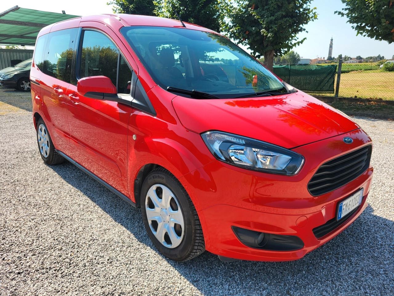 Ford Tourneo Courier 1.5 TDCI 75 CV Sport