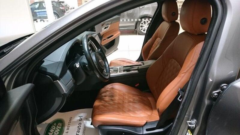 Jaguar XF XF 2.0 D 180 CV aut. Prestige