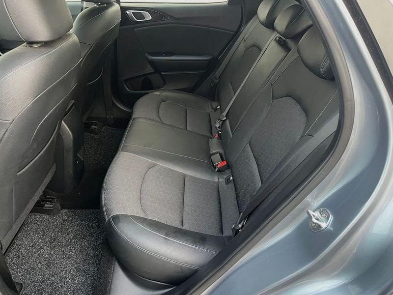 Kia Xceed 1.6 CRDi 136 CV MHEV iMT Business