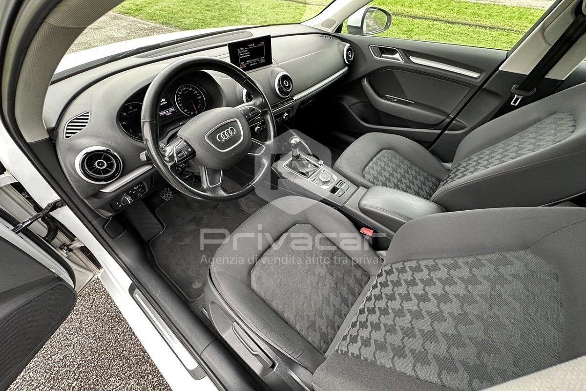 AUDI A3 SPB 1.6 TDI clean diesel Attraction