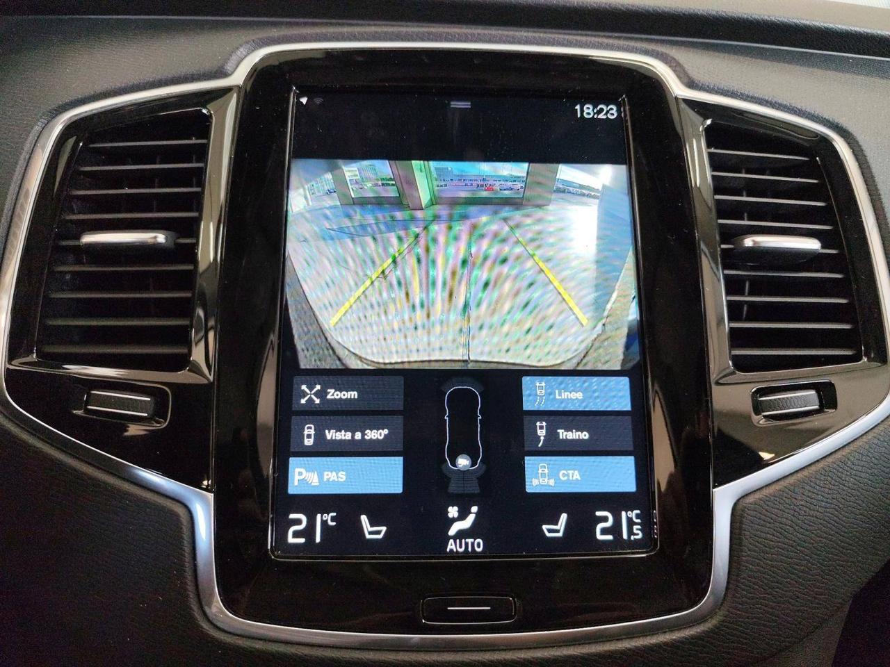 Volvo XC90 2.0 t8 phev R-design awd 303cv 7 Posti