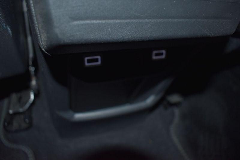 Peugeot 3008 Hybrid 145 Allure e-DCS 6