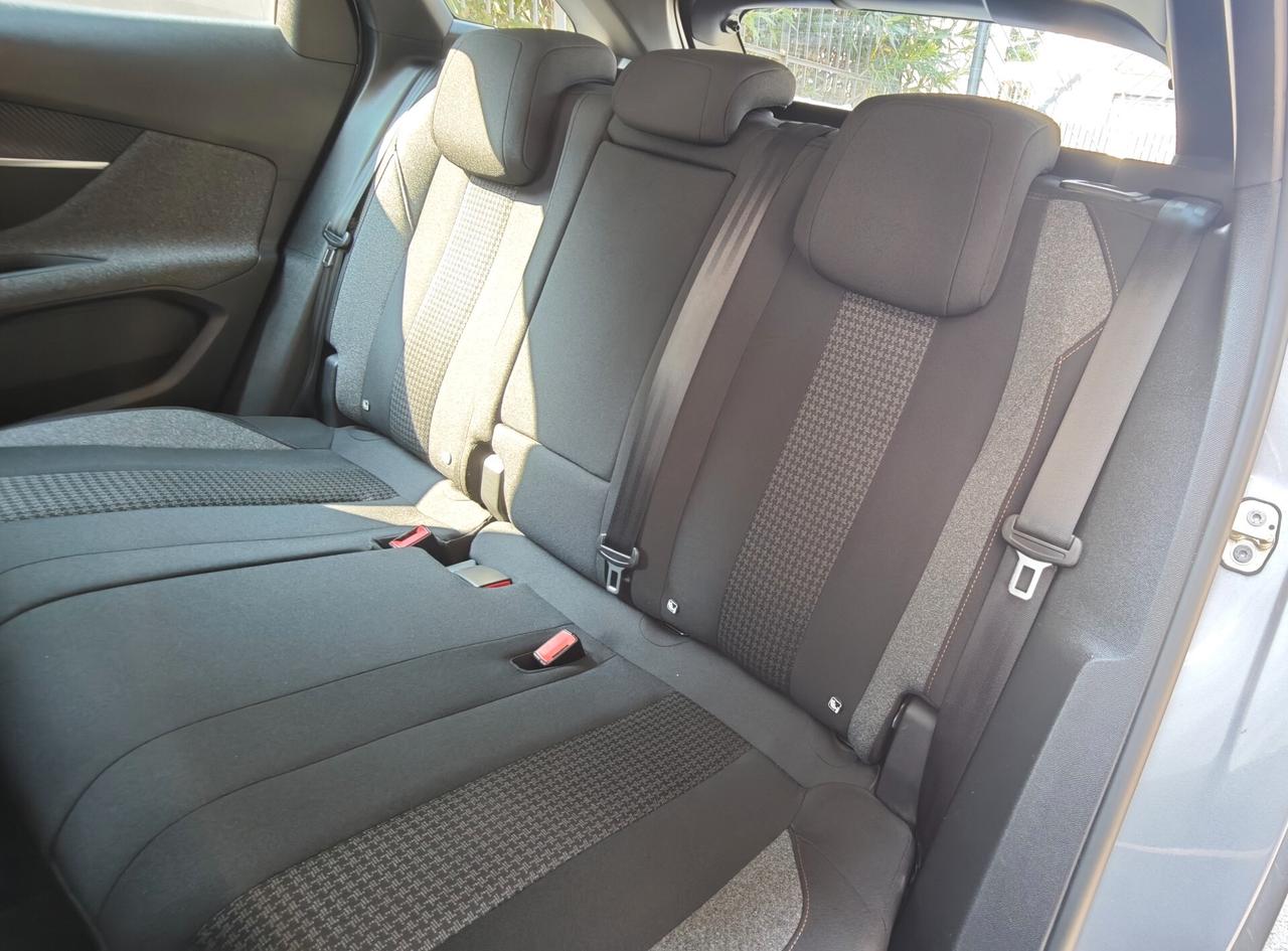 Peugeot 3008 BlueHDi 130 S&S EAT8 Allure Pack