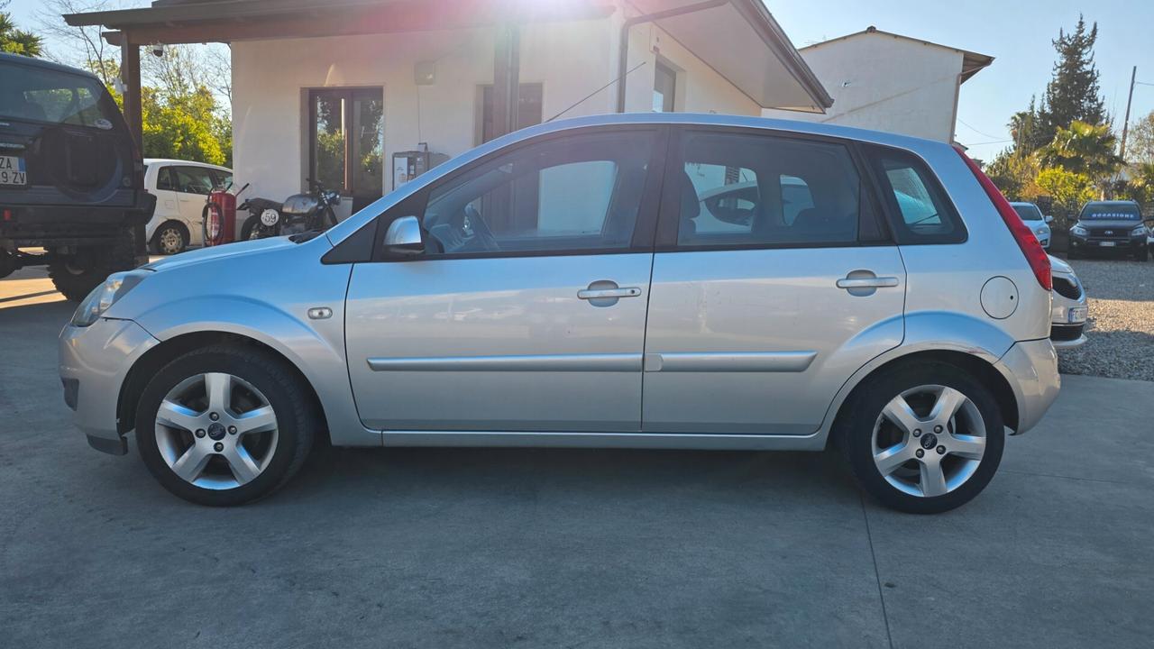 Ford Fiesta 1.4 TDCi 5p. Titanium