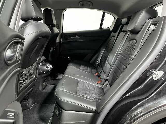 Alfa Romeo Stelvio 2.0 Turbo 200 CV AT8 Q4 Executive