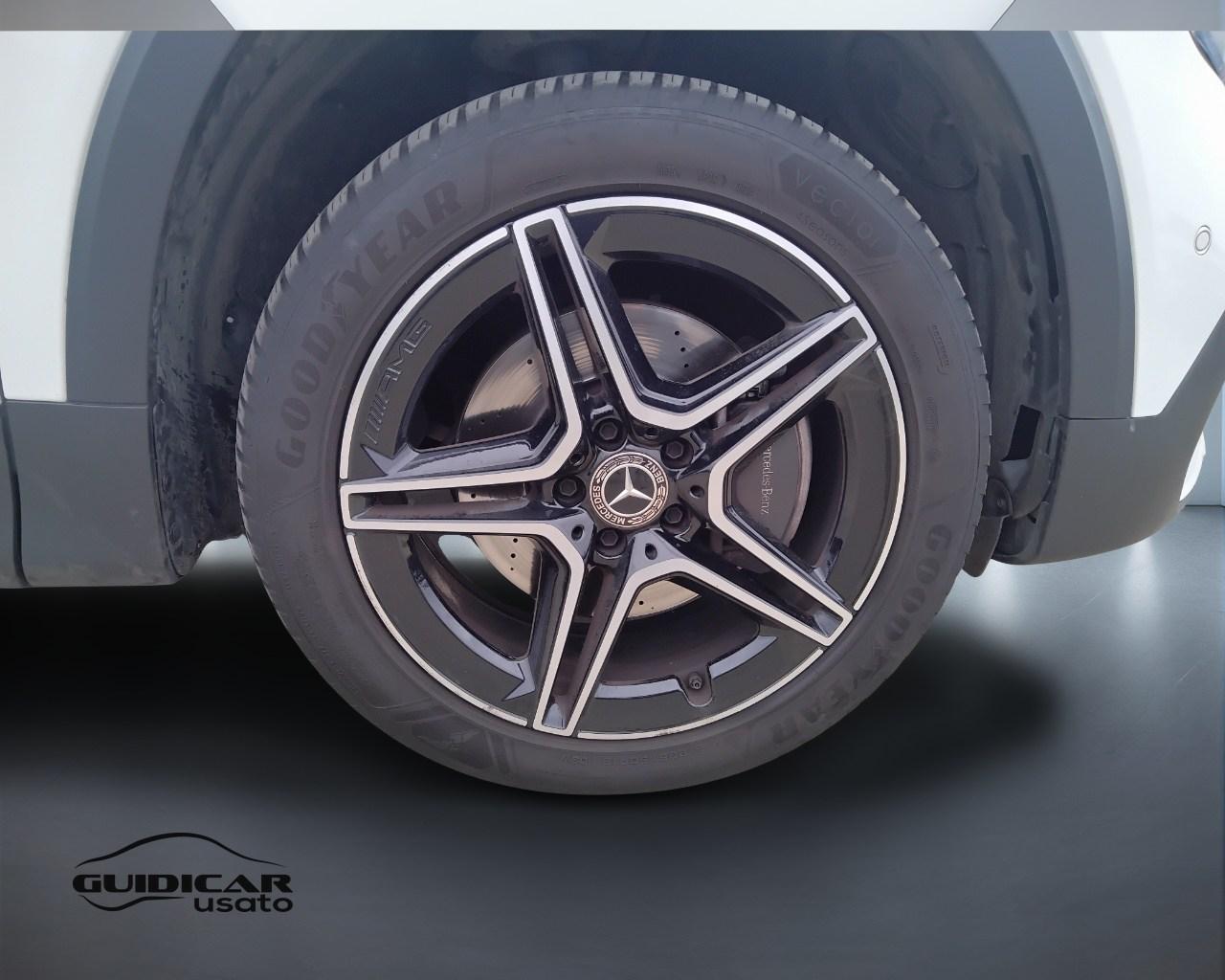 Mercedes-Benz GLB - X247 2019 - GLB 200 d Premium auto