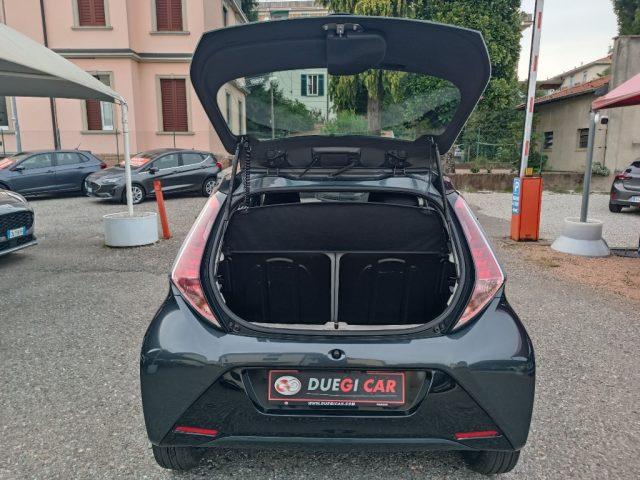 TOYOTA Aygo 1.0 VVT-i 72 CV 5 porte x-play
