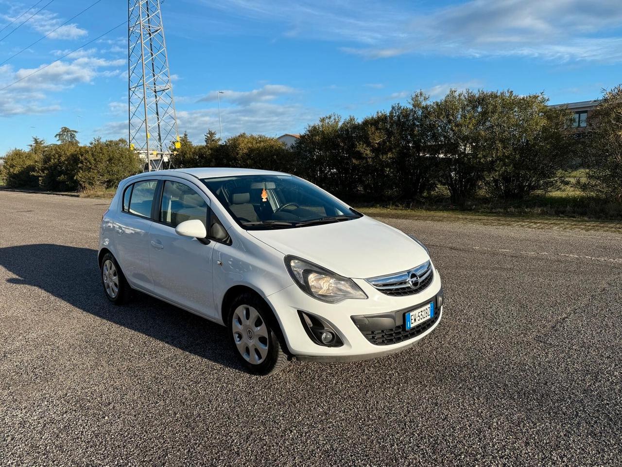 Opel Corsa 1.2 85CV 5 porte GPL-TECH Edition