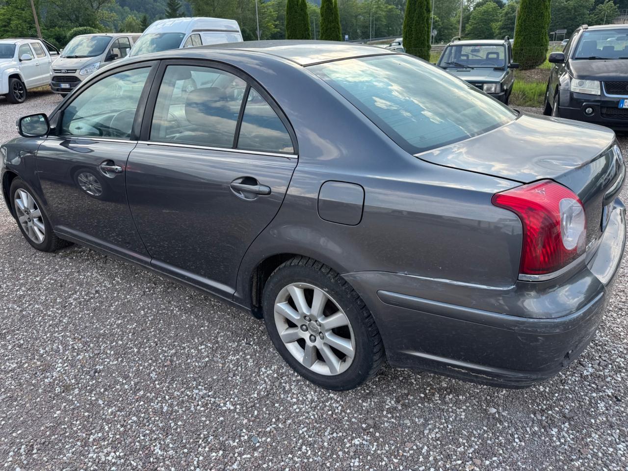 PACCHETTO PER COMMERCIANTI ..4 MACCHINE …Toyota Avensis 2.2 D-4D 16V