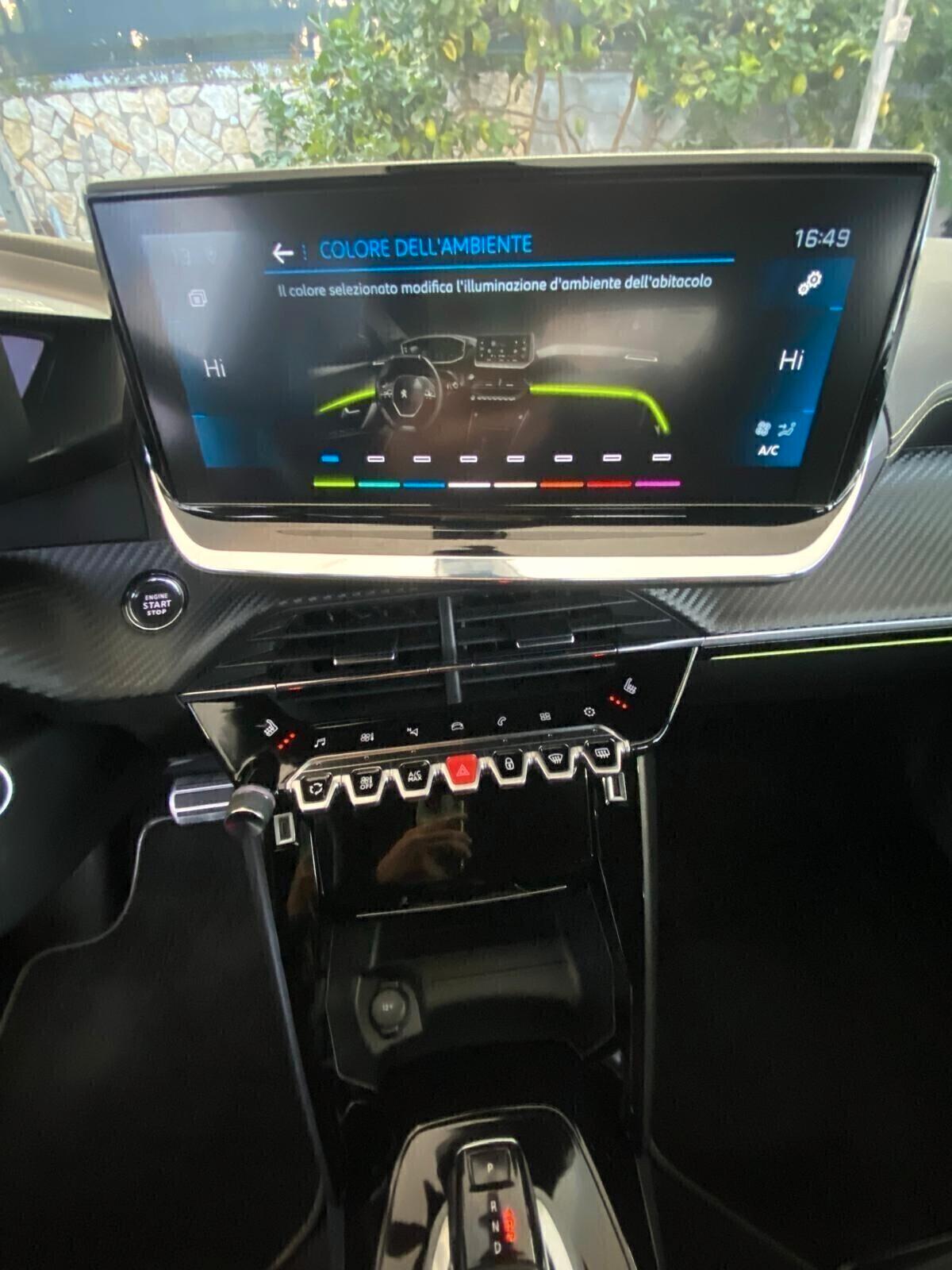 Peugeot 2008 BlueHDi 130 S&S EAT8 GT