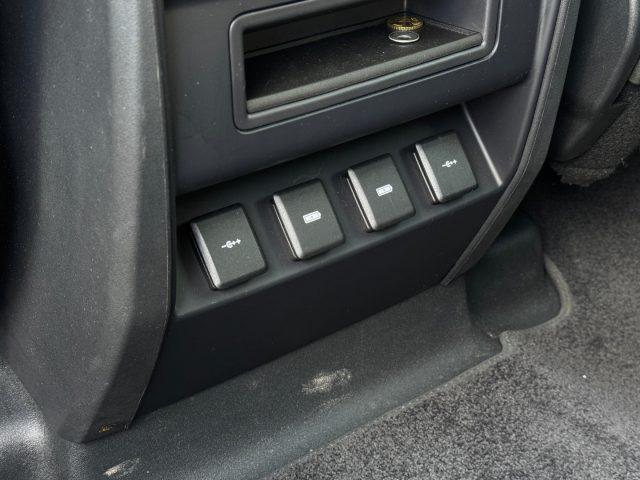LAND ROVER Defender 110 3.0 l6 400 CV AWD Auto First Edition Gancio