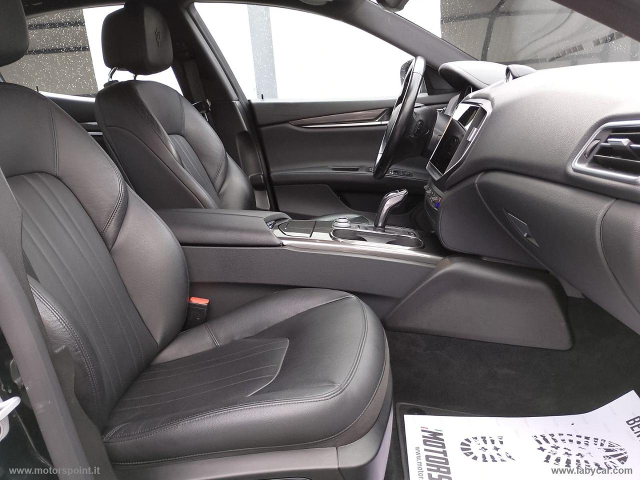 MASERATI Ghibli 330 CV MHEV Executive