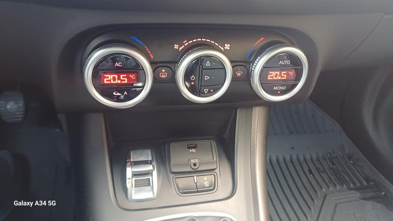 Alfa Romeo Giulietta 1.6 JTDm-2 105 CV Distinctive