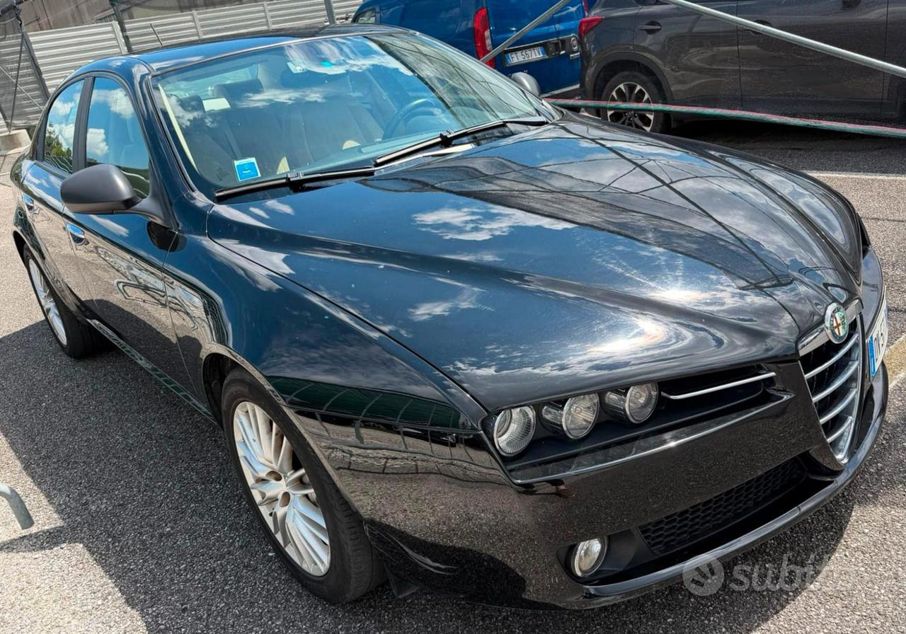 Alfa Romeo 159