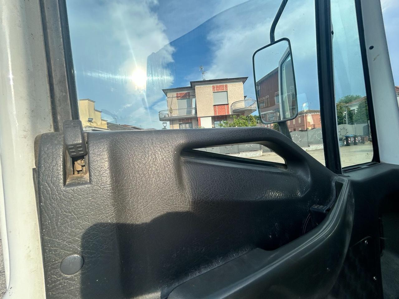 IVECO EUROCARGO 8018 CISTERNA LATTE 50Q
