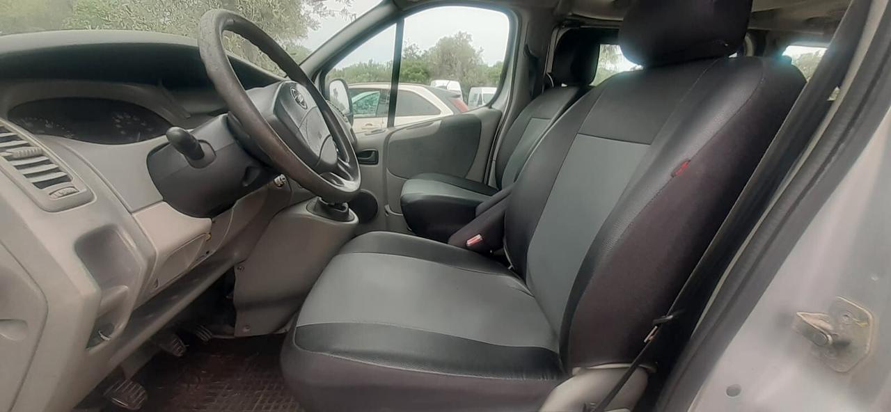 Nissan Primastar 2006 - 1.9 dCi 8 posti Lb automobili