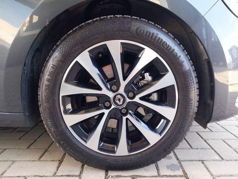 Renault Clio Clio 1.6 E-Tech hybrid Intens 140cv auto my21