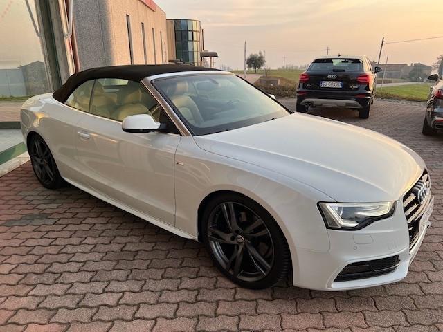Audi A5 Cabrio 2.0 tdi 190cv S-line, Navi, Pelle, 19"