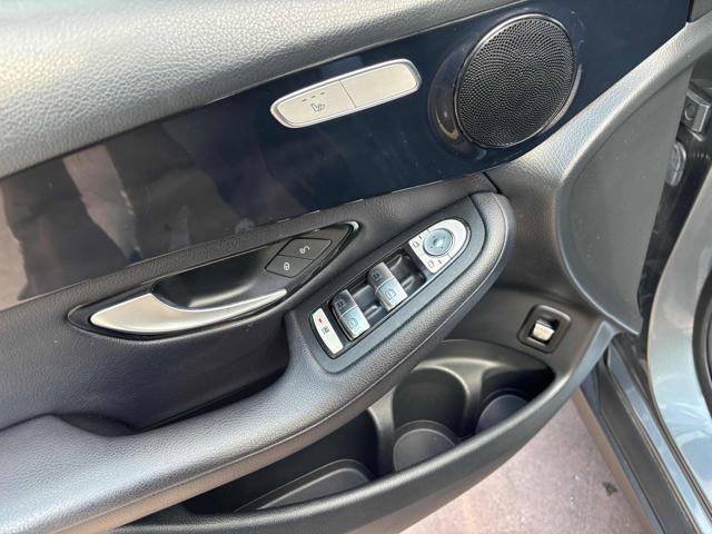 MERCEDES-BENZ GLC 220 d 4Matic Business Gancio traino, Led, Navi