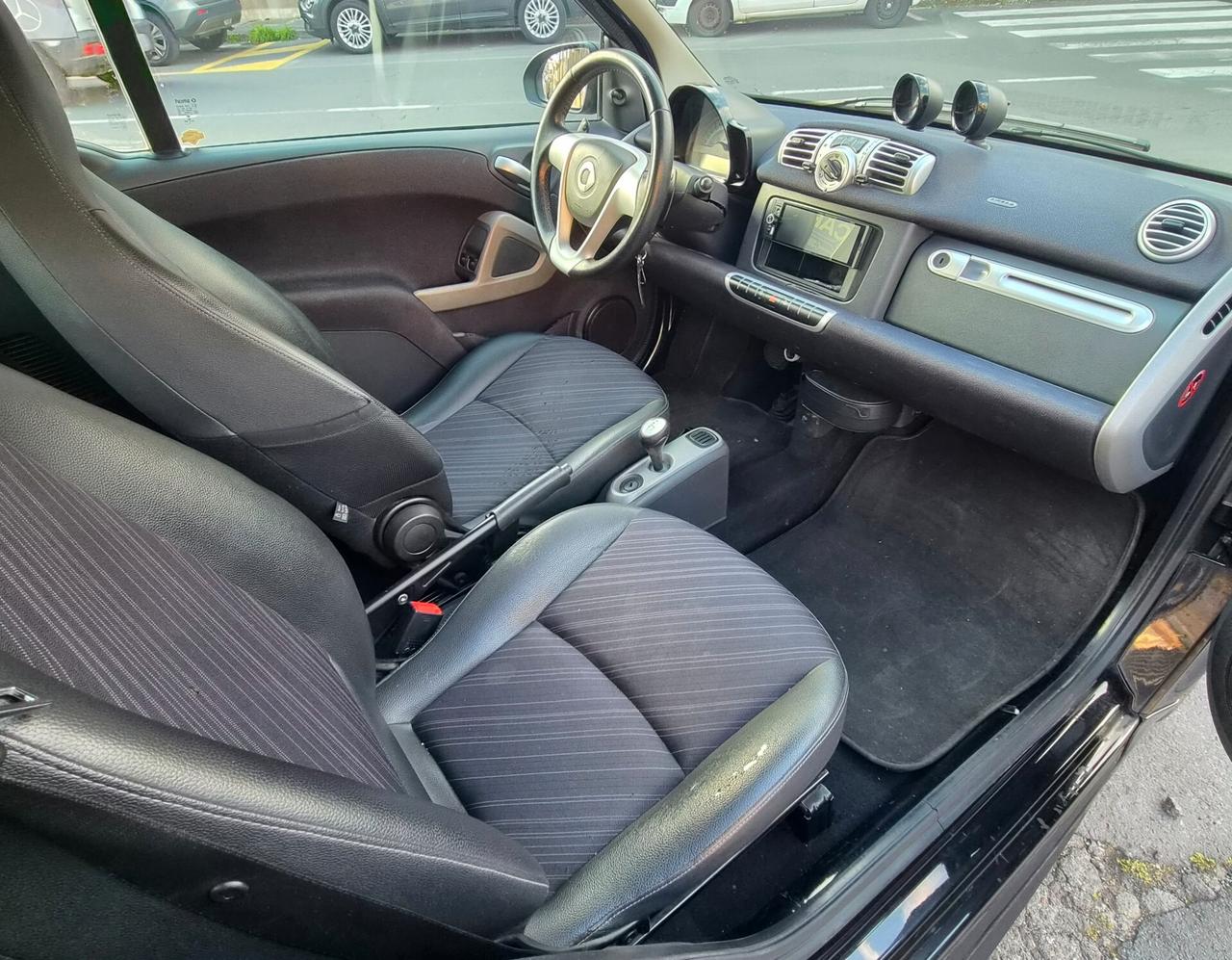 Smart ForTwo 1000 62 kW coupé passion