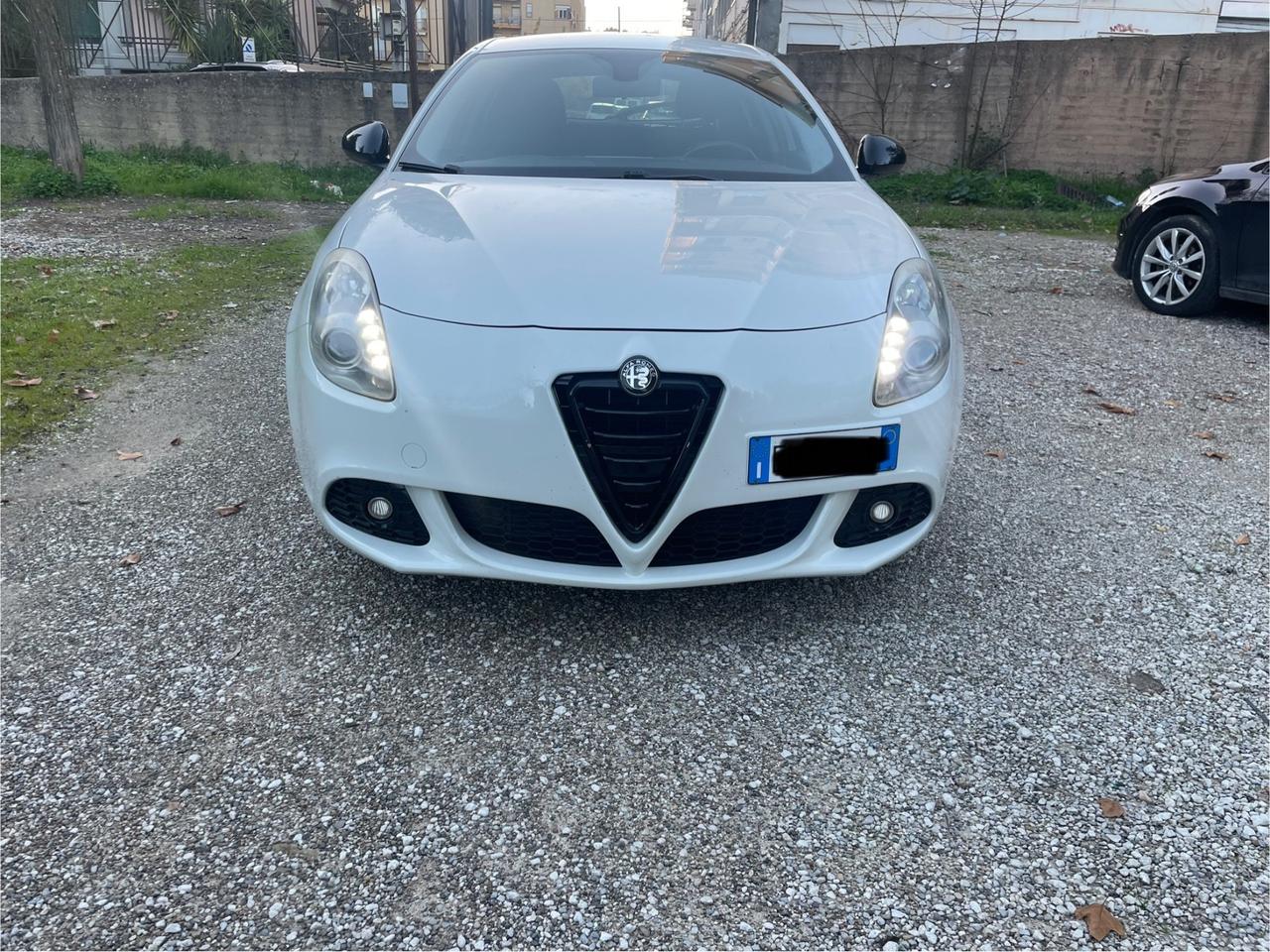 Alfa Romeo Giulietta 1.6 JTDm-2 105 CV Distinctive