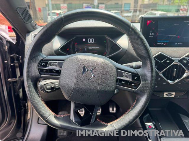 DS AUTOMOBILES DS 3 Crossback BlueHDi 100 So Chic