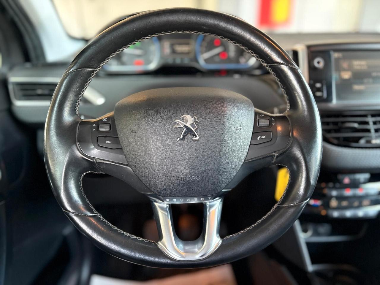 Peugeot 2008 BlueHDi 120 S&S Allure
