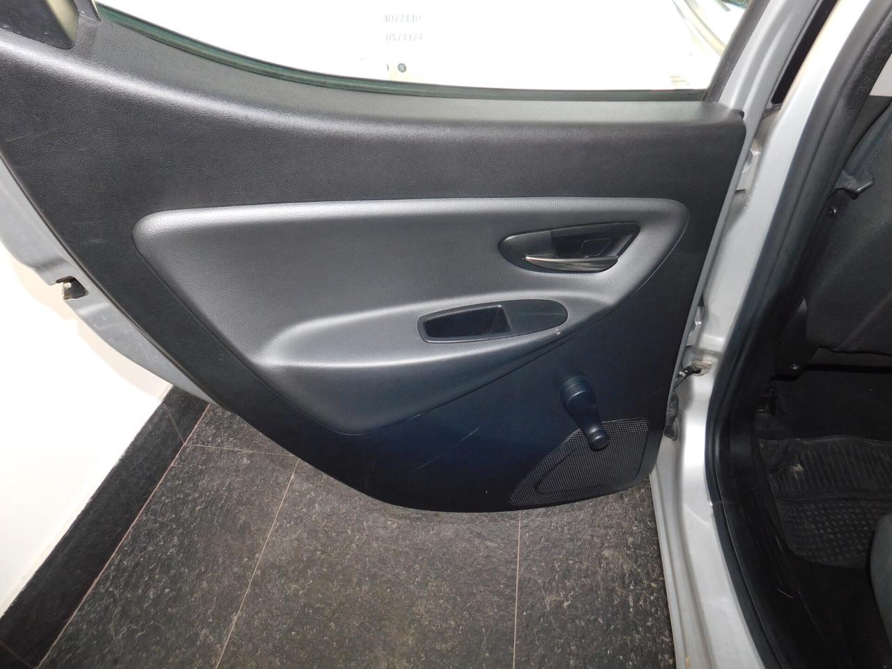 Lancia Ypsilon 1.3 MJT 16V 95 CV 5 porte S&S Gold