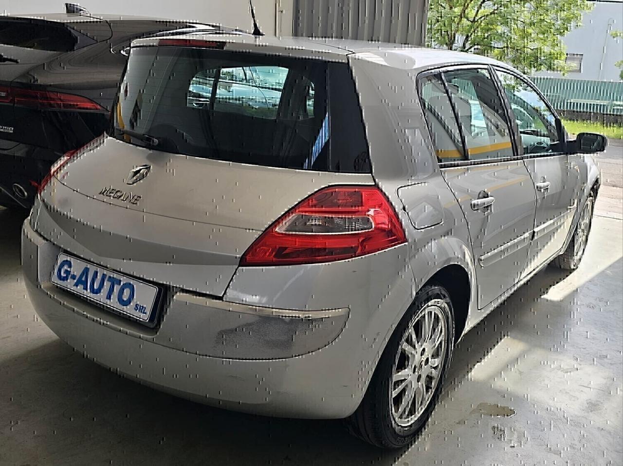 Renault Megane 1.5 Dci 5 porte