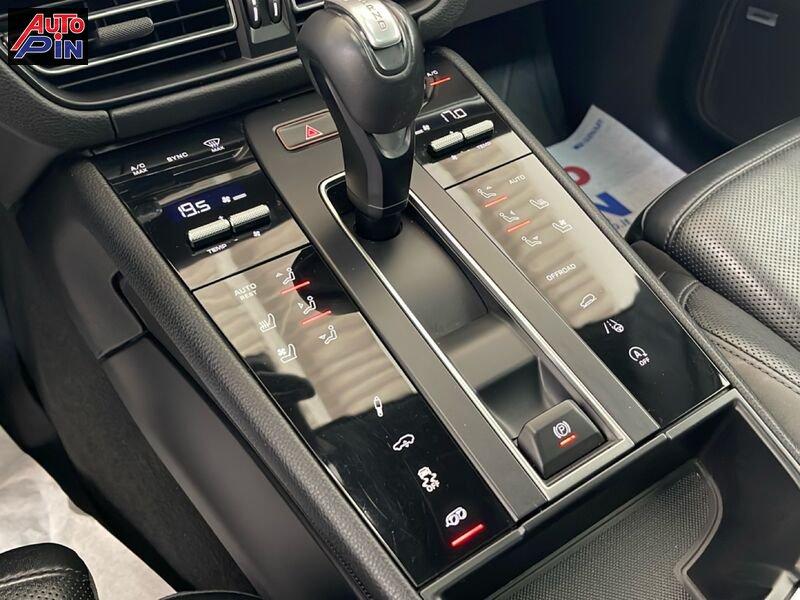 Porsche Macan 2.9 V6 S *Tetto*Sedili vent*Scarichi*AppleCarPlay